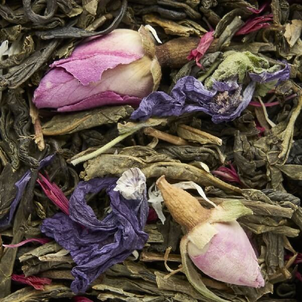 Sguardo sulla citta zeleni čaj v rinfuzi