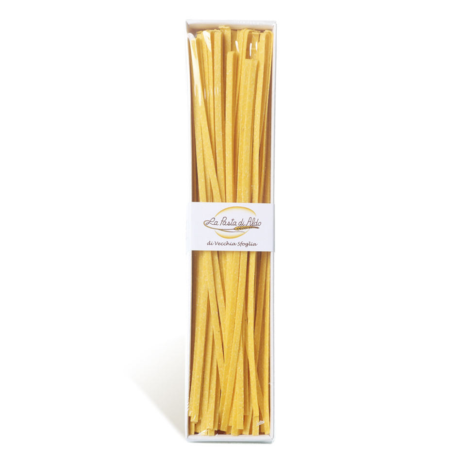 Tagliatelle tjestenina s jajima 